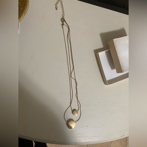 Gold tone womens necklace 18’